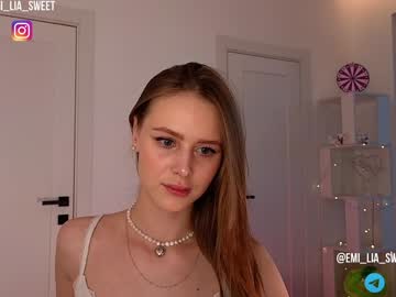 girl
        emi_lia_sweet cam image #5275216