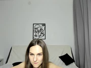 girl
        iris_blossom_ cam image #707282