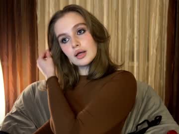 girl
        cute_siberian_girl cam image #3550799