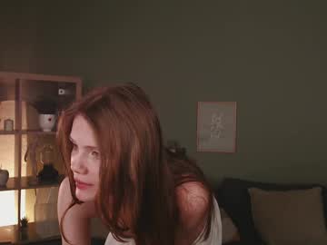 girl
        gretchen_mol cam image #6079212