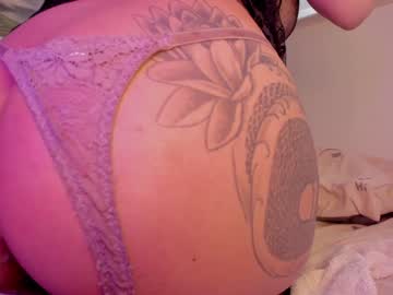 girl
        itsbellax cam image #5647867
