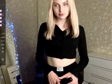 girl
        sandra_cheeks cam image #2239398