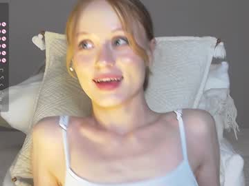 girl
        cute_shine cam image #4858189