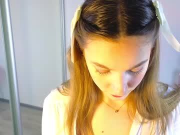 girl
        tessacutie cam image #6035334
