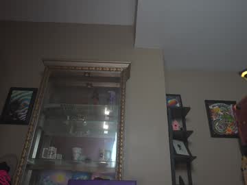 girl
        chroniclove cam image #6535562