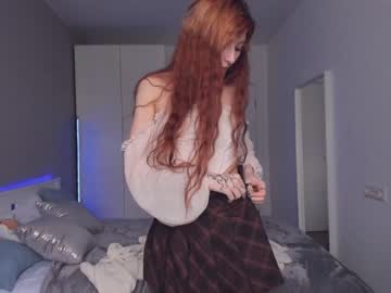 girl
        jennifer_ewans cam image #1402737