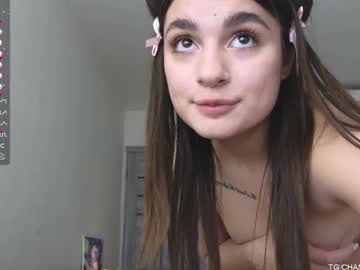 girl
        jessiexxi cam image #5926084