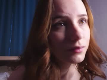 girl
        margarethowell cam image #2831864
