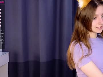 girl
        cute_fox_girl cam image #3585391