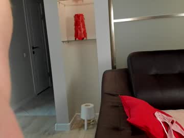 girl
        emma_flin cam image #5583723