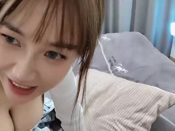 girl
        abby_youyou cam image #228315