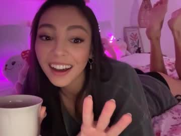 girl
        keirasworld cam image #6829236