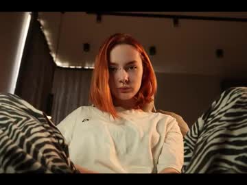 girl
        severs_enigma cam image #6271397