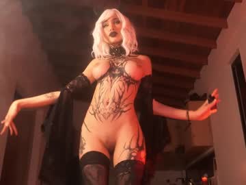 girl
        goth_dolll cam image #3388872