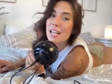 girl
        taylorslittlekingdom cam image #3417816