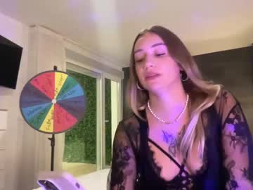 girl
        mrsjuicyass cam image #2884665