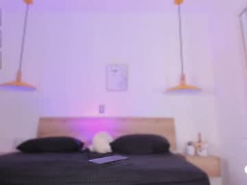 girl
        bella__donne cam image #6632933