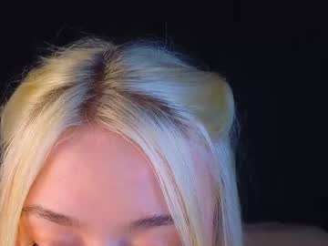 girl
        twinklefluff cam image #6308990