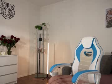 girl
        paaulina cam image #3112934