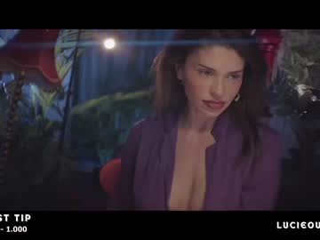 girl
        lucieoude_ cam image #990841
