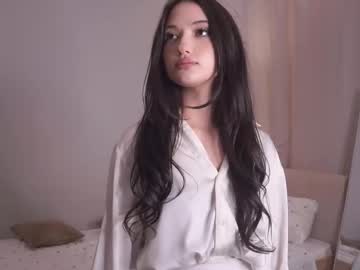 girl
        catedeman cam image #6805585