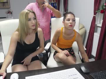 couple
        cute00kiara cam image #2267403