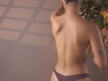 girl
        breckhankins cam image #5322722