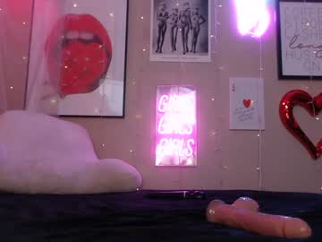 girl
        milf_lacey cam image #6511812