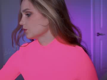 girl
        lola_jd cam image #3567665