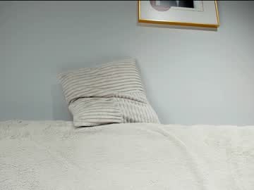 girl
        aria_diaz cam image #2417031