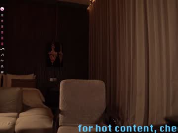 girl
        heyhorny_cb cam image #5445938