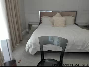 girl
        milfymadison cam image #6689373