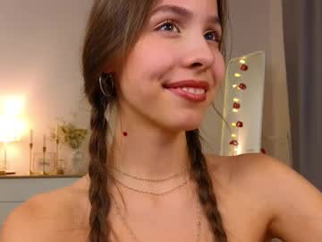 girl
        wanda_robinson cam image #6283426