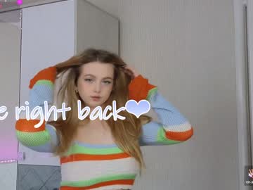 girl
        small_blondee cam image #6067722
