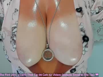 girl
        dolce4you69 cam image #5138252