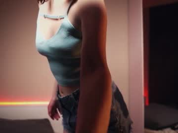 girl
        miss_sweetdream cam image #207109