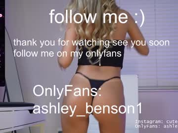 girl
        ashley_benson1 cam image #4993270