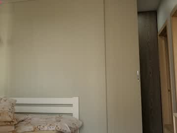girl
        ronny_ponny cam image #6553249