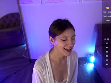 girl
        alen_grace_ cam image #4724921