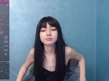 girl
        chanlia cam image #426095