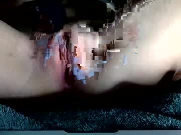 girl
        winterbunny69 cam image #3619240