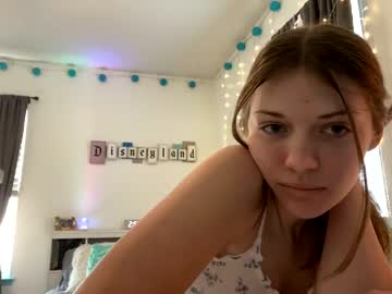 couple
        fuckitmaskedon cam image #931816