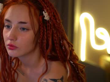 girl
        oliviavilolobos cam image #5311060