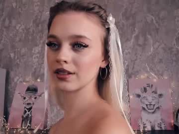girl
        gladysharn cam image #4719722
