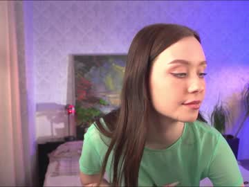 girl
        ella_knockers_xl cam image #1309179
