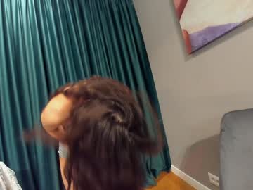 girl
        ehotlovea cam image #6743835