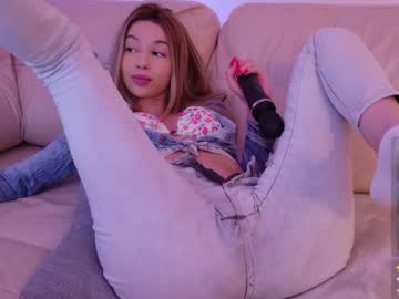 girl
        mazzanti_ cam image #6447883
