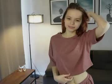 girl
        mariamcreedon cam image #6629627