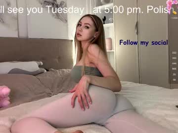 girl
        avroramy cam image #6742152