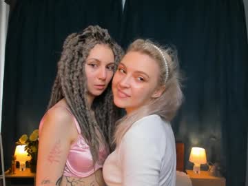 couple
        _medal_of_horny_ cam image #4368813